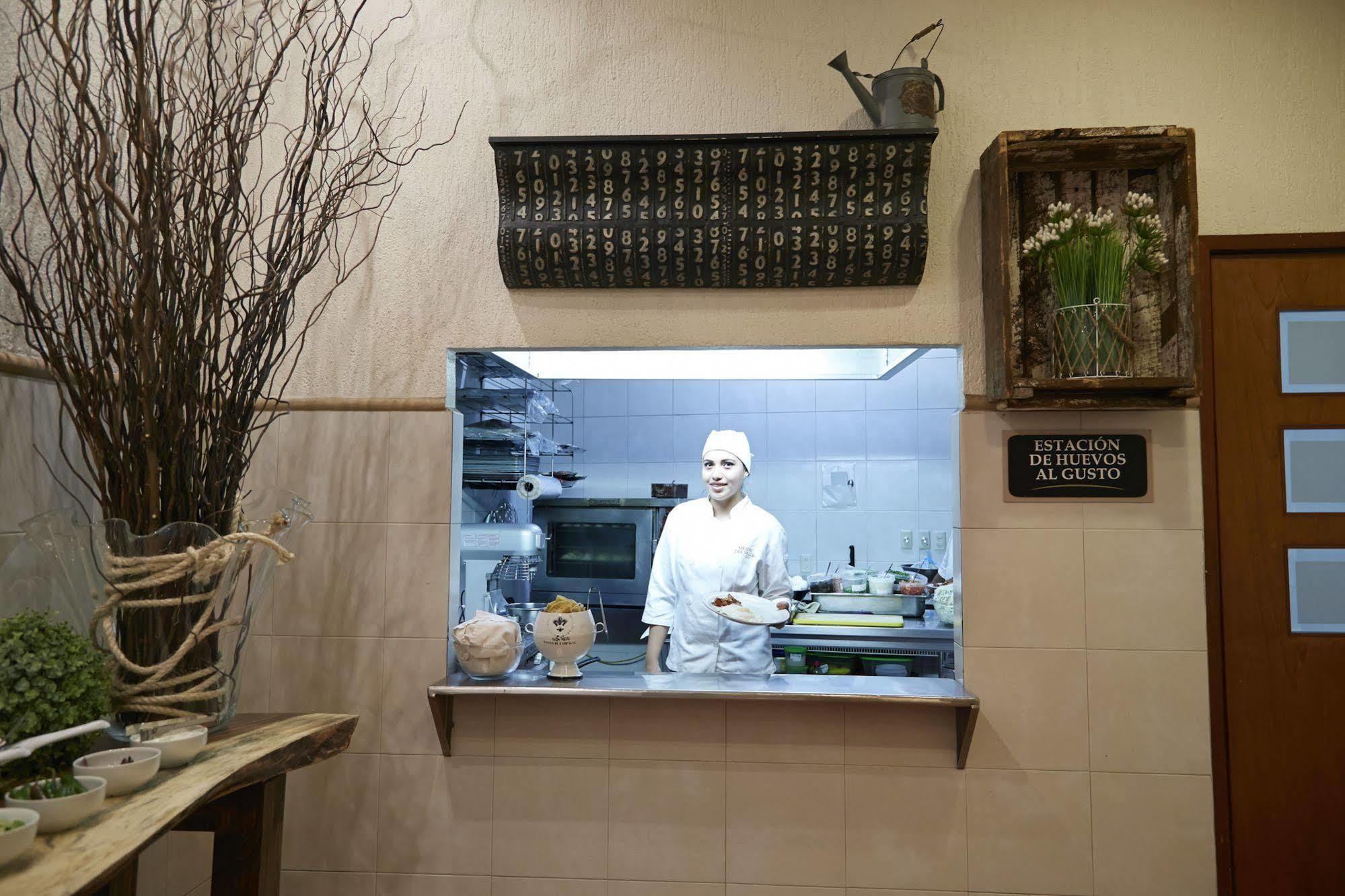 Meson Del Valle Zamora de Hidalgo Zewnętrze zdjęcie